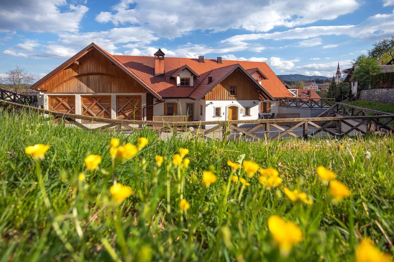 Apartments Tourist Farm Matijovc ゴレンスカ地方 エクステリア 写真